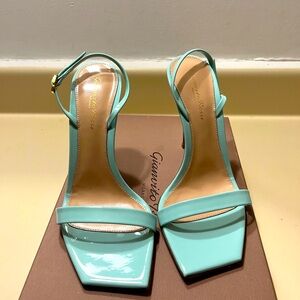 Gianvito Rossi mint green stiletto.